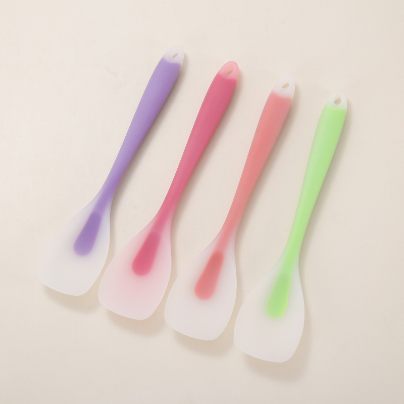Food‑Grade Silicone Spatula He - огляд і ціна Baby Food Utensils Set